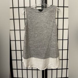 Banana Republic Light Weight Sleeveless Seeater Small